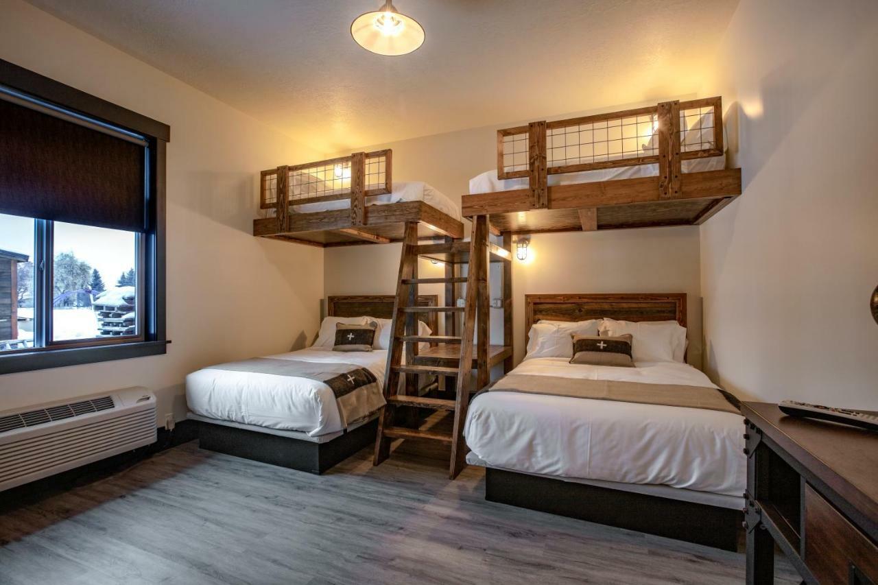 Compass Rose Lodge Huntsville Esterno foto