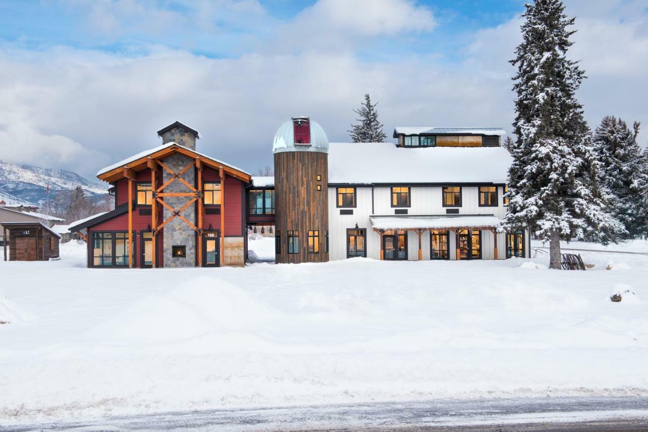 Compass Rose Lodge Huntsville Esterno foto